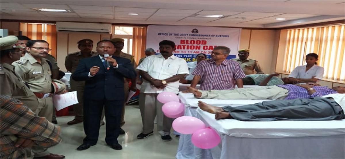 Customs dept holds blood donation camp