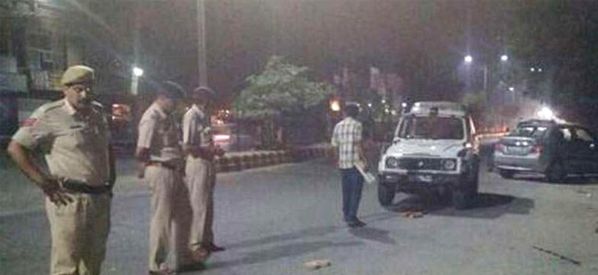 Gang war in Gurgaon: 1 dead after assailants fire indiscriminately at SUV