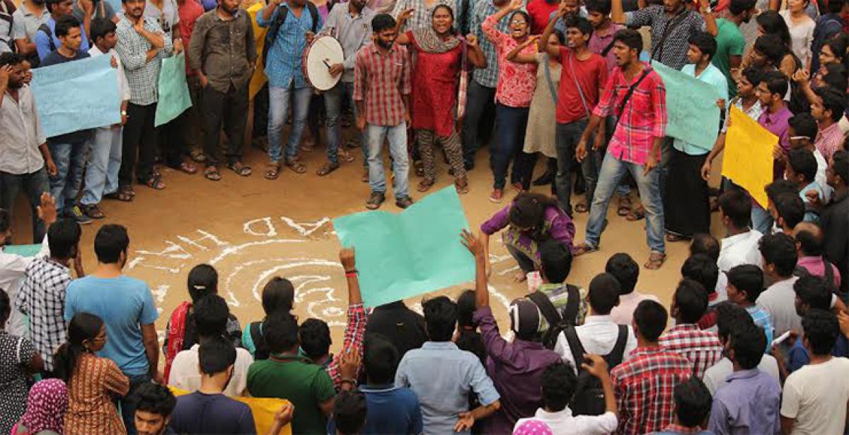 ASA stages protest against ABVP