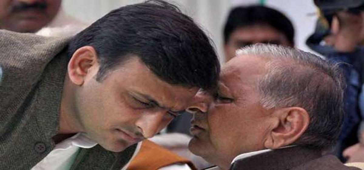 Akhilesh topples MSY in support