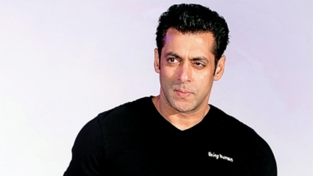 SP leader extends support to Salman Khan over his statement on Pak artists