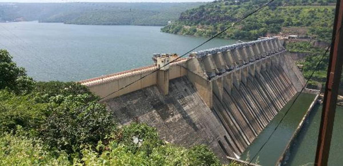 Telangana reservoir levels hit rock bottom