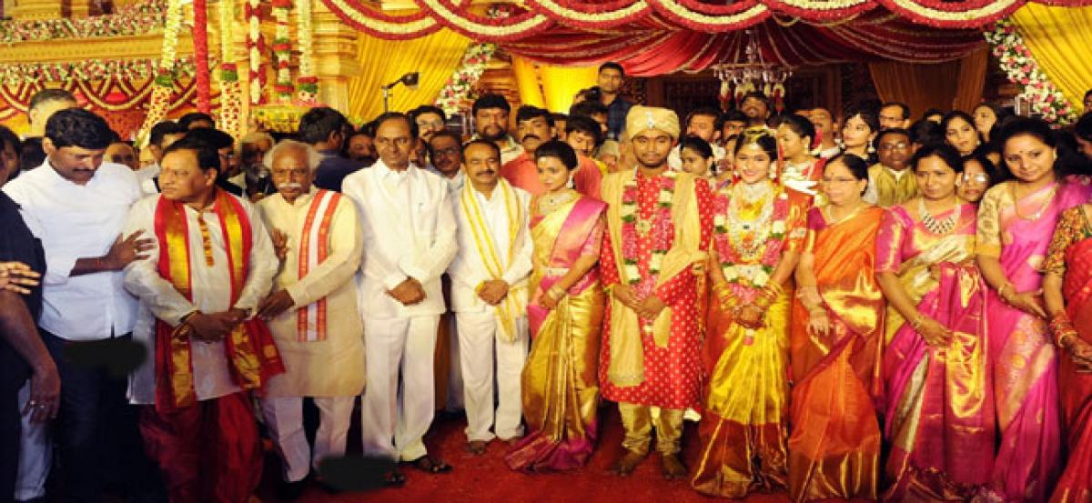 KCR attends  Eatala Rajender son’s marriage