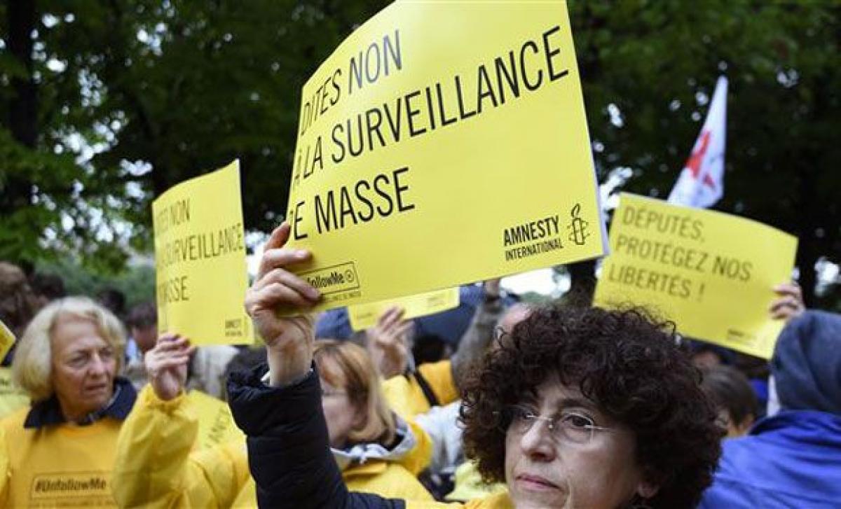 Frances top court okays controversial surveillance bill