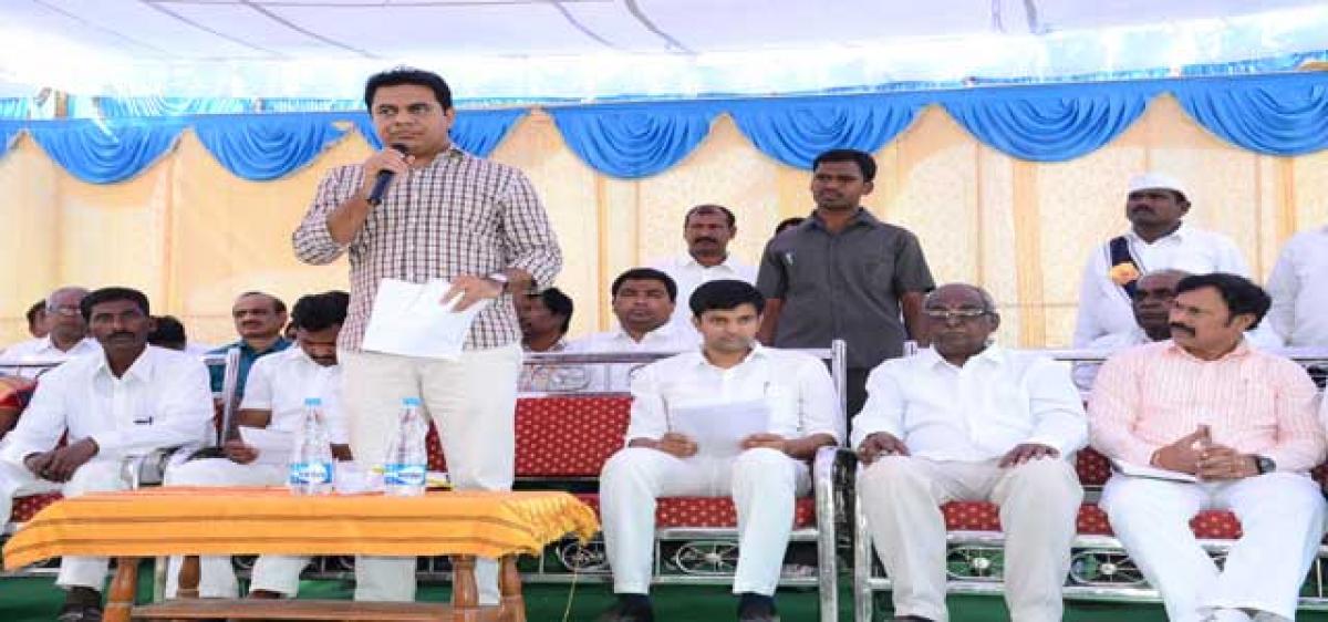 KTR vows to develop Sircilla