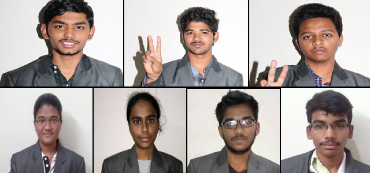 Sree Chaitanya students excel in JEE MAINS