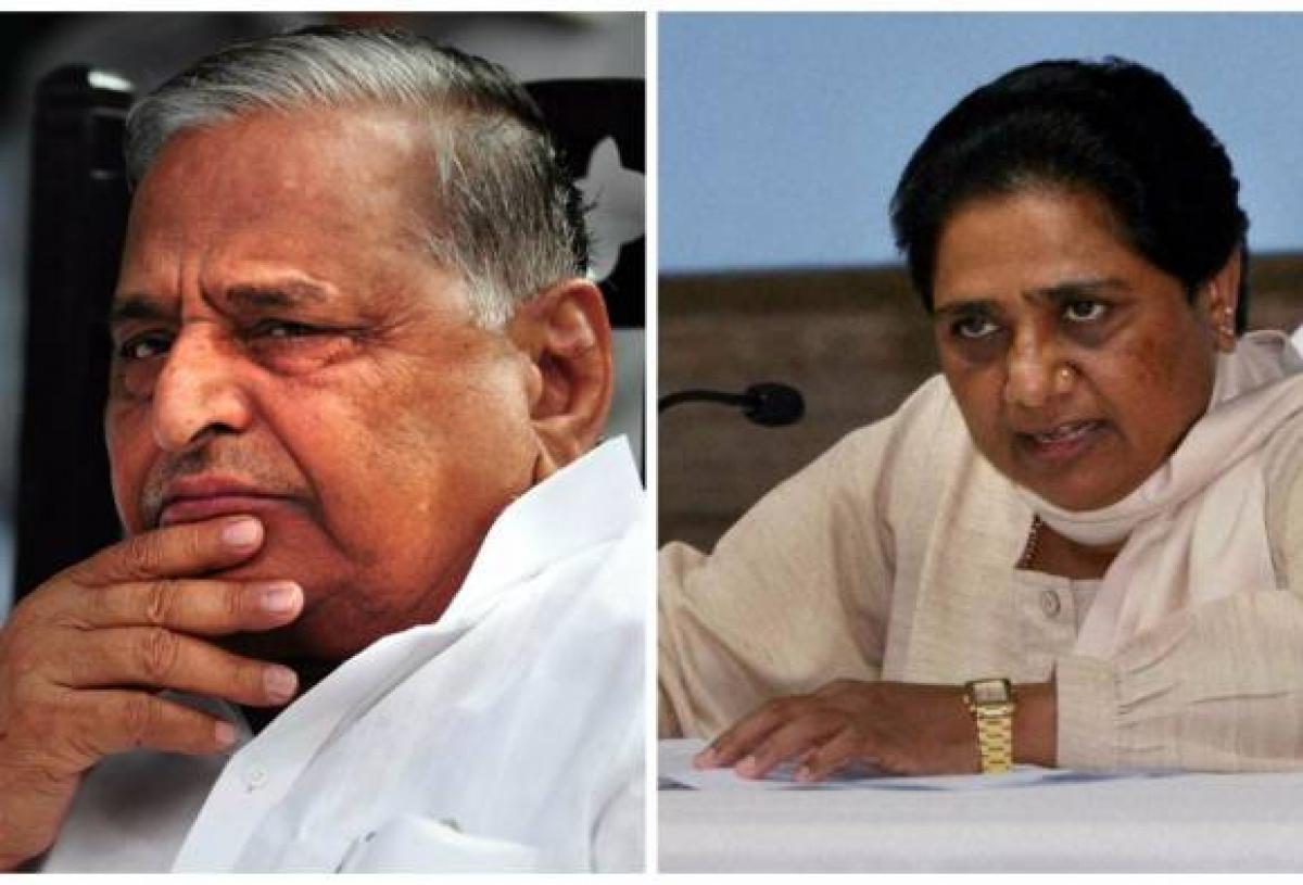 Mulayam, Mayawati among other ex UP CMs asked to vacate govt bungalows