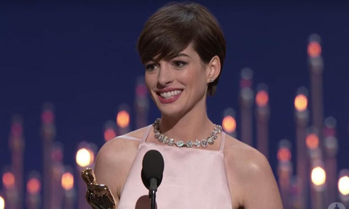 Anne Hathaway not happy after winning Oscar for Les Miserables