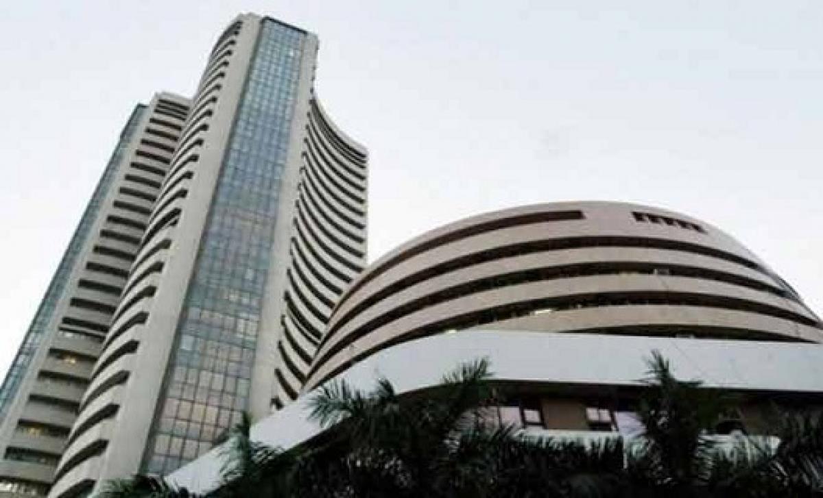 Key Indian equity indices trade flat during early session