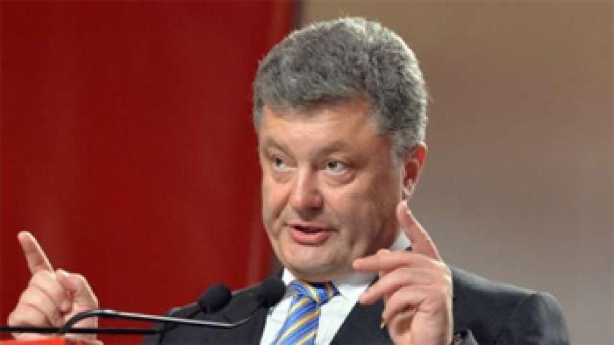 Ukraines President Poroshenko denies breaking law by having secret accounts