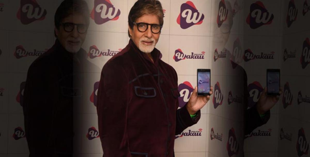 I want to avoid unwanted controversy: Amitabh Bachchan