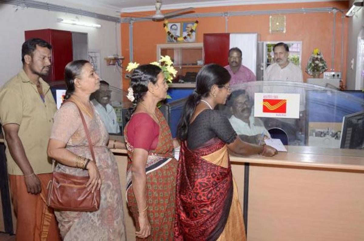 Post offices should provide railway reservations