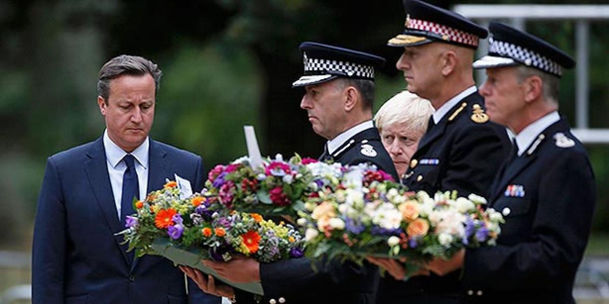 Britain pays tribute to 7/7 victims 10 years after London bombings