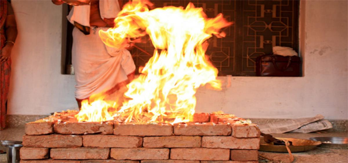 Shatachandi Yagam at Bhadrakali Temple in Warangal