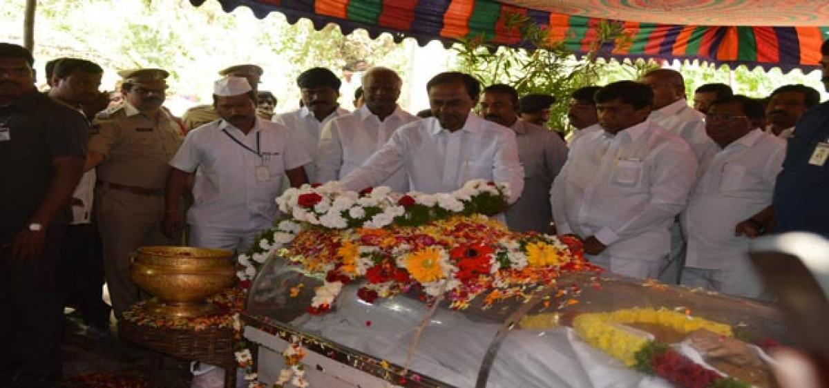 Dayakar Rao bereaved