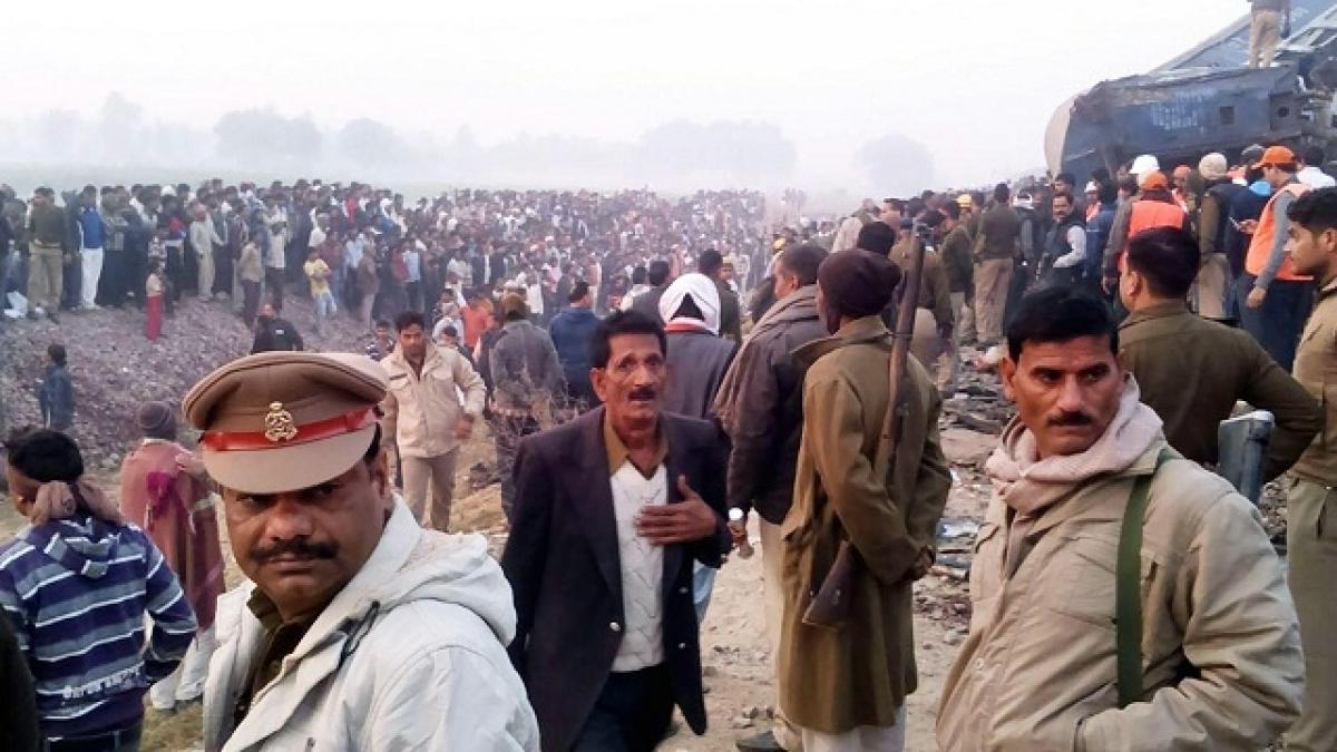 Rail fracture suspected to be cause of Indore-Patna Express derailment