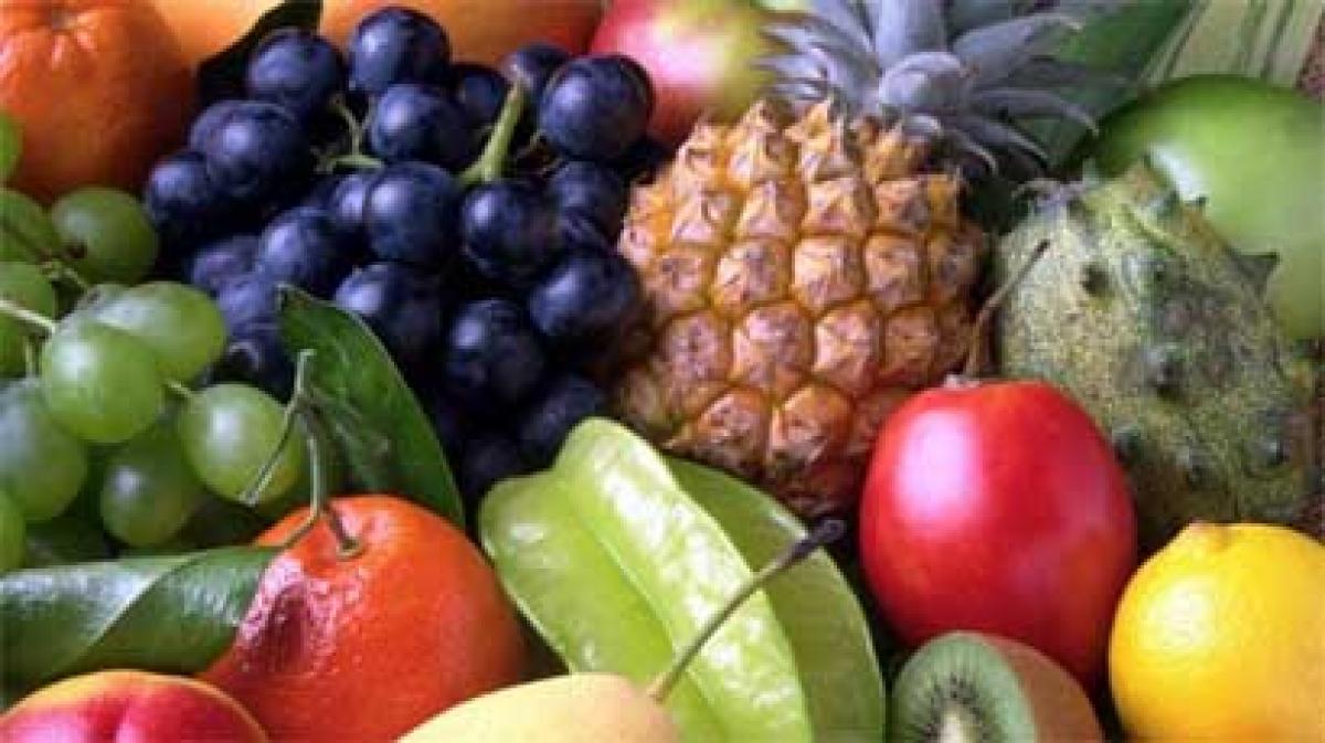 Flavonoids in fruits and veggies may help fight weight gain with age