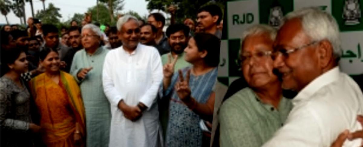 Lalu-Nitish maul BJP, opposition targets Modi