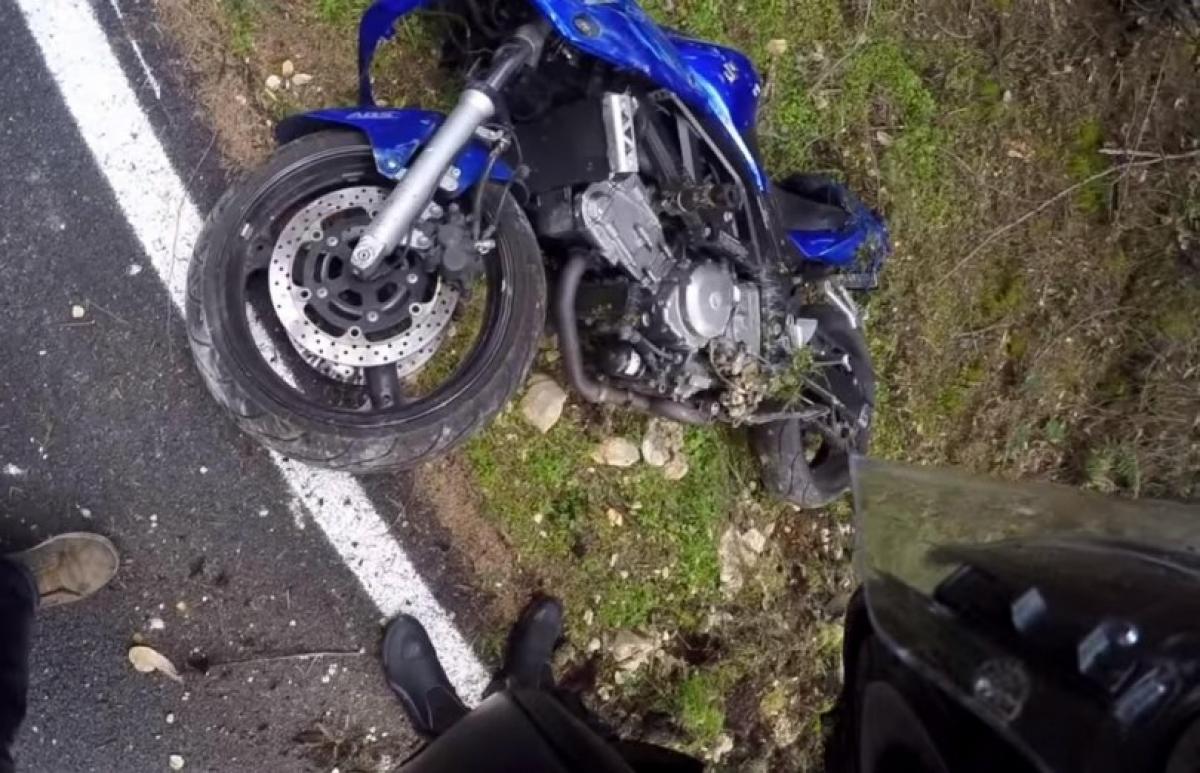 Superbike rider escapes unhurt after high speed crash, courtesy airbag riding jacket