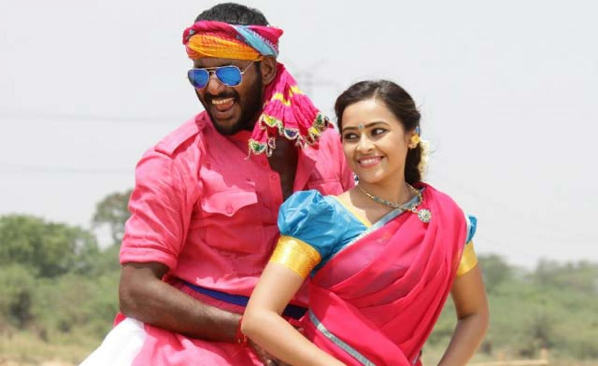 Rayudu Movie Review: Pastoral politics