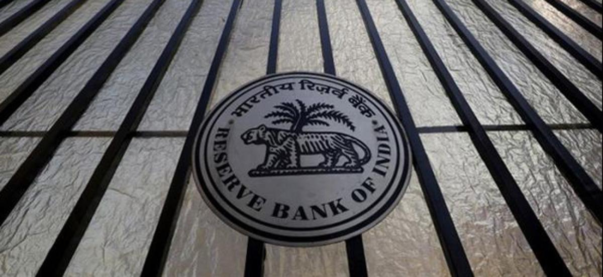 RBI: Indias foreign exchange reserves hiked up to $371 bn