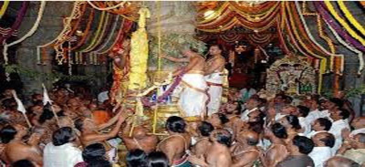 Deity’s celestial ride delights devotees in tirupati