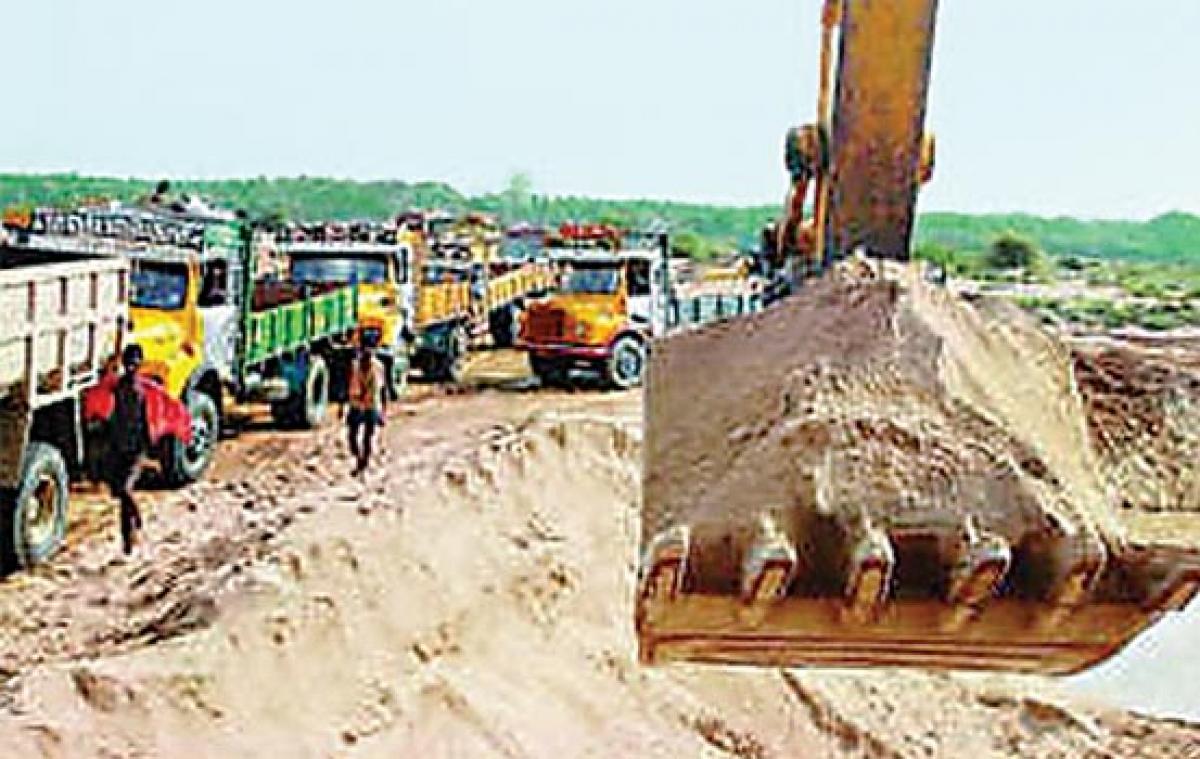 Illegal sand mining goes on unabated in Pebbair