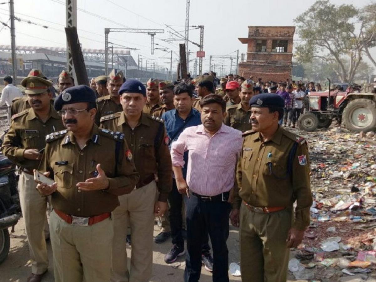 Twin blasts near Agra railway station