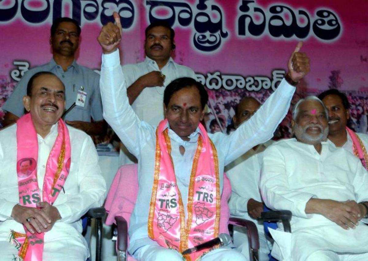 Telangana map redrawn, KCR unveils 21 districts