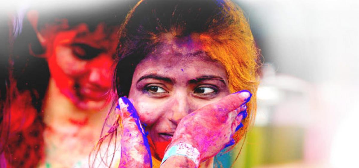 Take care of your skin this Holi