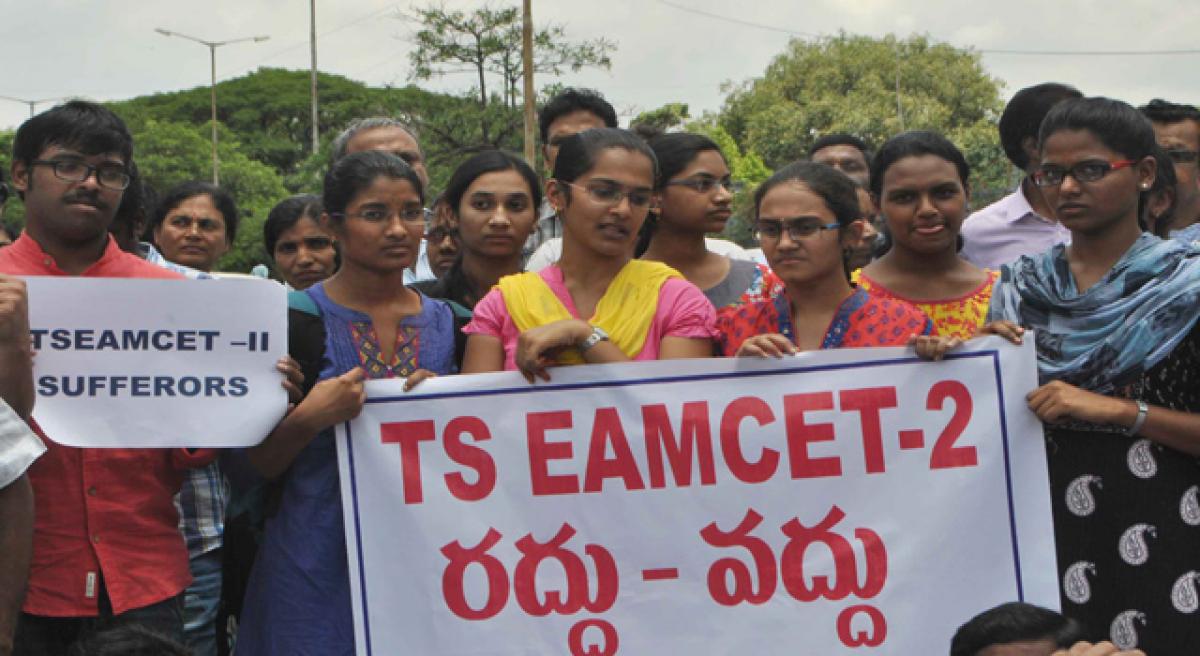 Telangana Govt puts off EAMCET-3