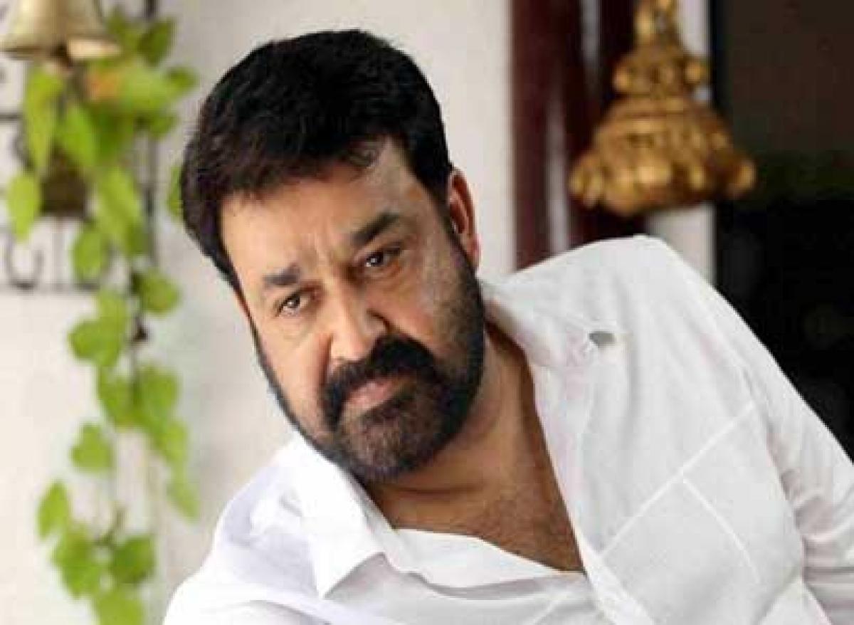 Malayalam superstar Mohan Lal meets with an accident