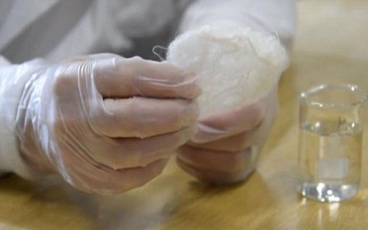 This bandage can quickly heal your wounds