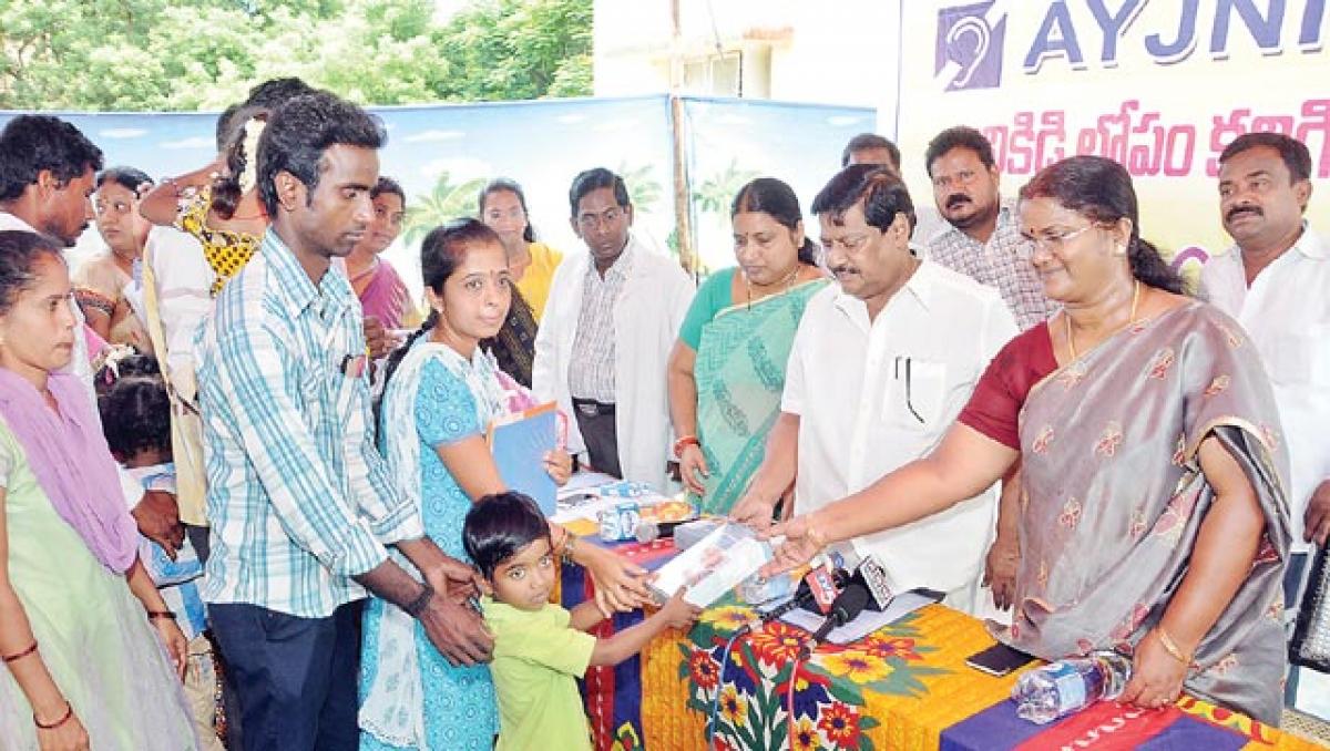 Promote health schemes, MP urges teachers