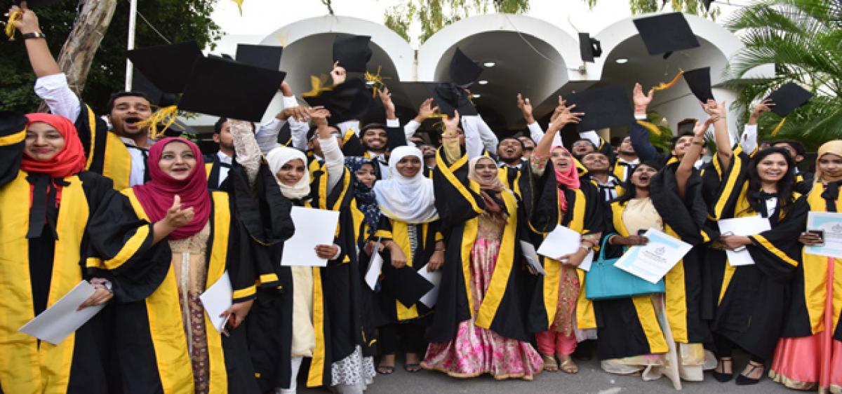 MJCET graduates celebrate