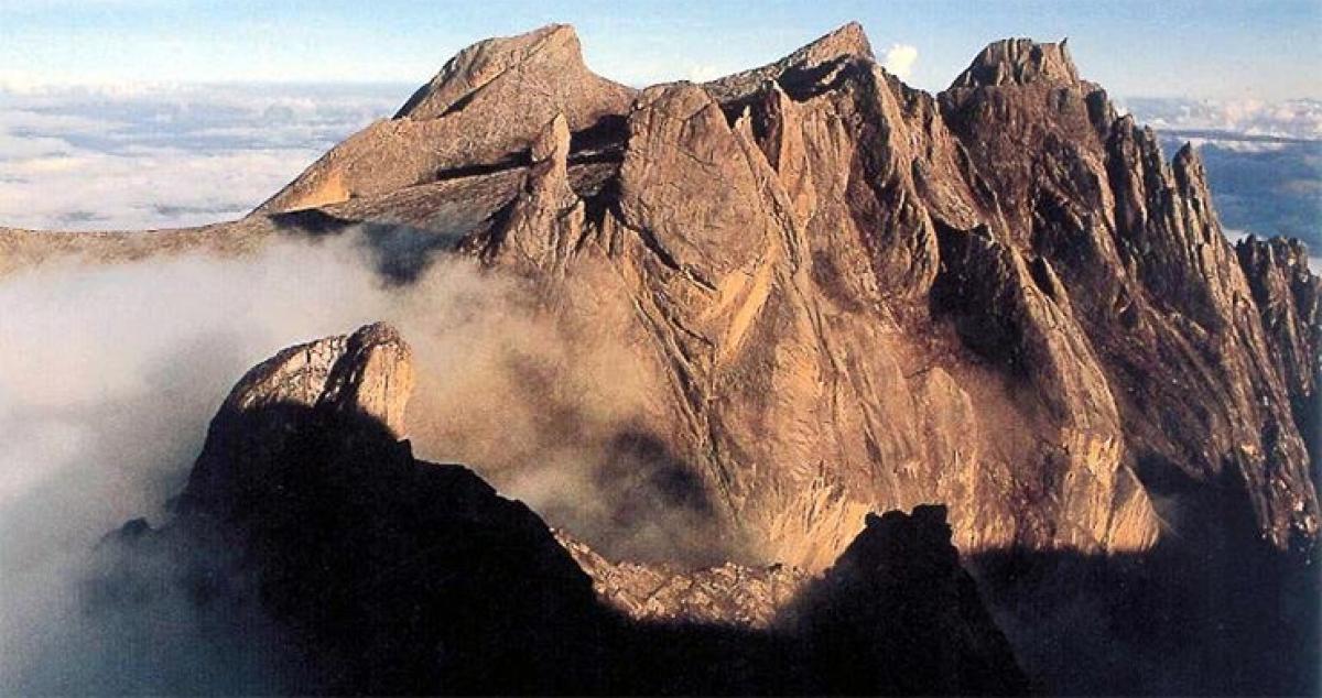 Earthquake in Malaysia claimed two climbers