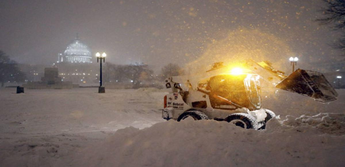 9 die as deadly blizzard hits US