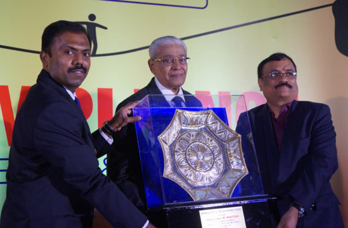 ​A dedicated lawyer gets his due: Lifetime achievement award for K Kasturi