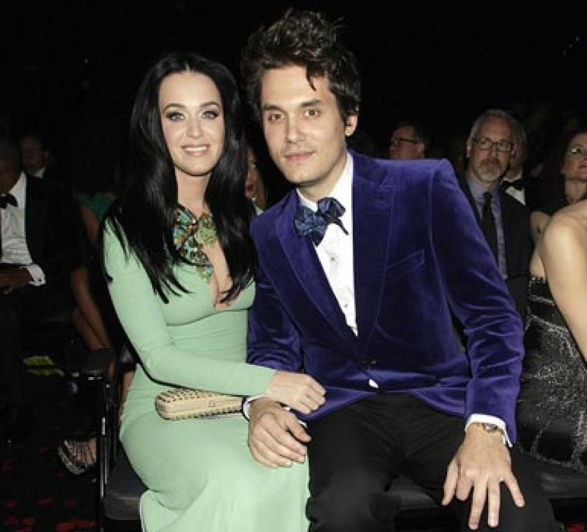 Katy Perry, Orlando Bloom living together