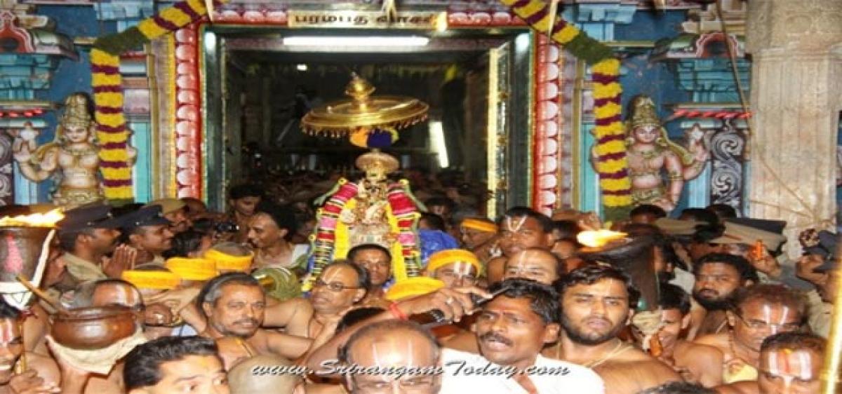 ‘Vaikunta Ekadasi’ observed with piety