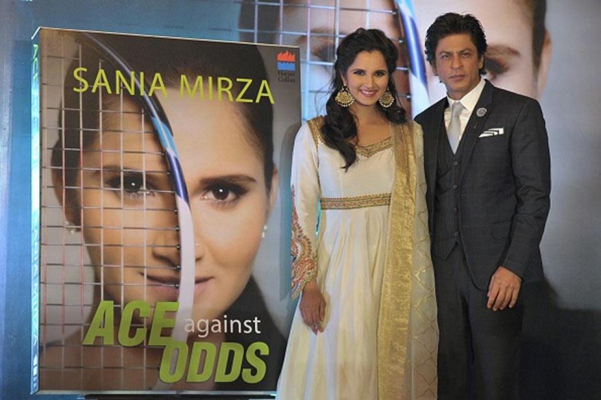 SRK launches Sania Mirzas autobiography