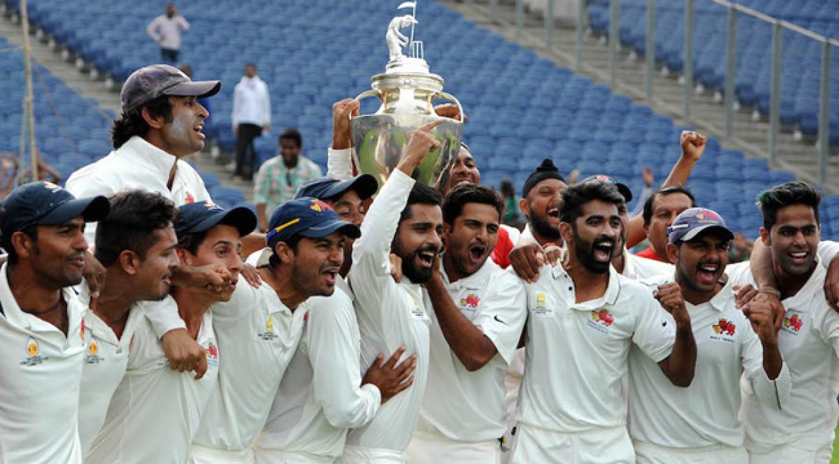 Ranji Trophy becomes old while IPL comes with Big fanfare and Star cast