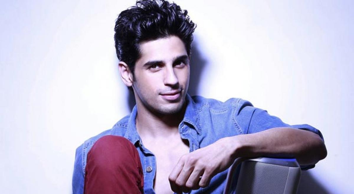 Im guarded about my personal life: Sidharth 