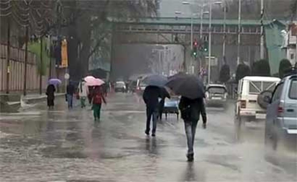 It will rain cats and dogs in Kashmir for three days