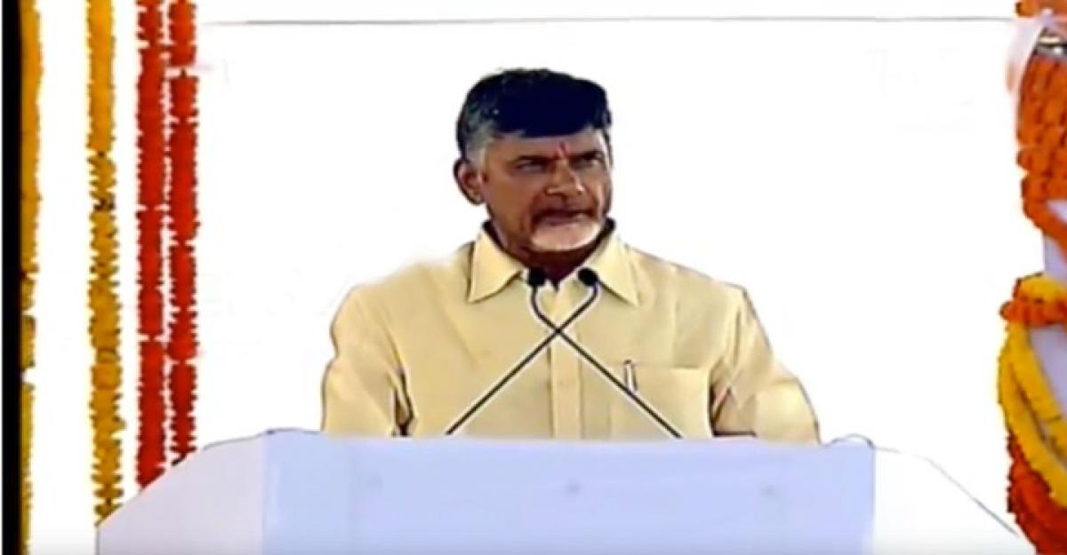 Chandrababu thanks farmers for giving lands for Amaravati