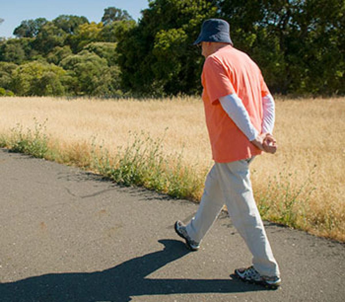 Gene tweaking helped humans walk upright: Study