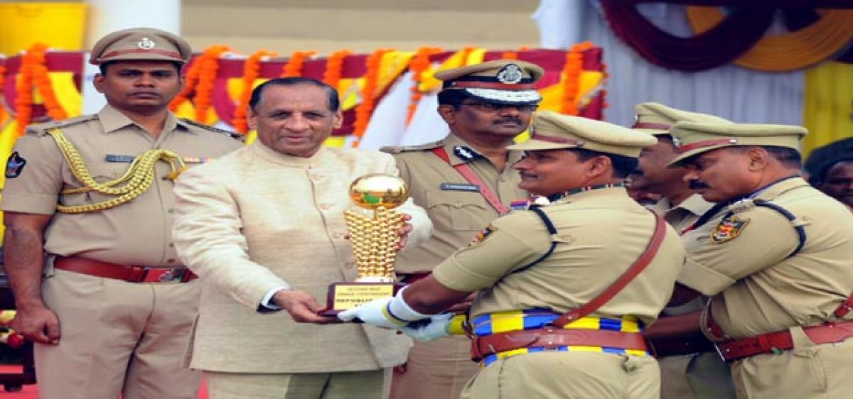 Impressive parade marks R-Day fete