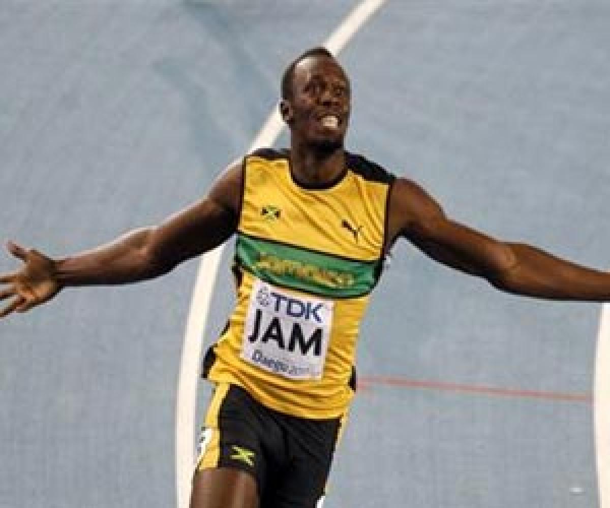 Usain Bolt runs 100 meters in 9.88 seconds at Racers Grand Prix