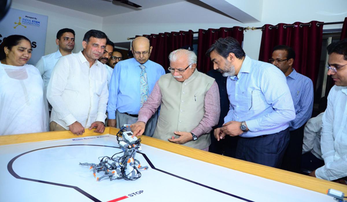 Chief Minister inaugurates seven DLF Robotics Skill centres