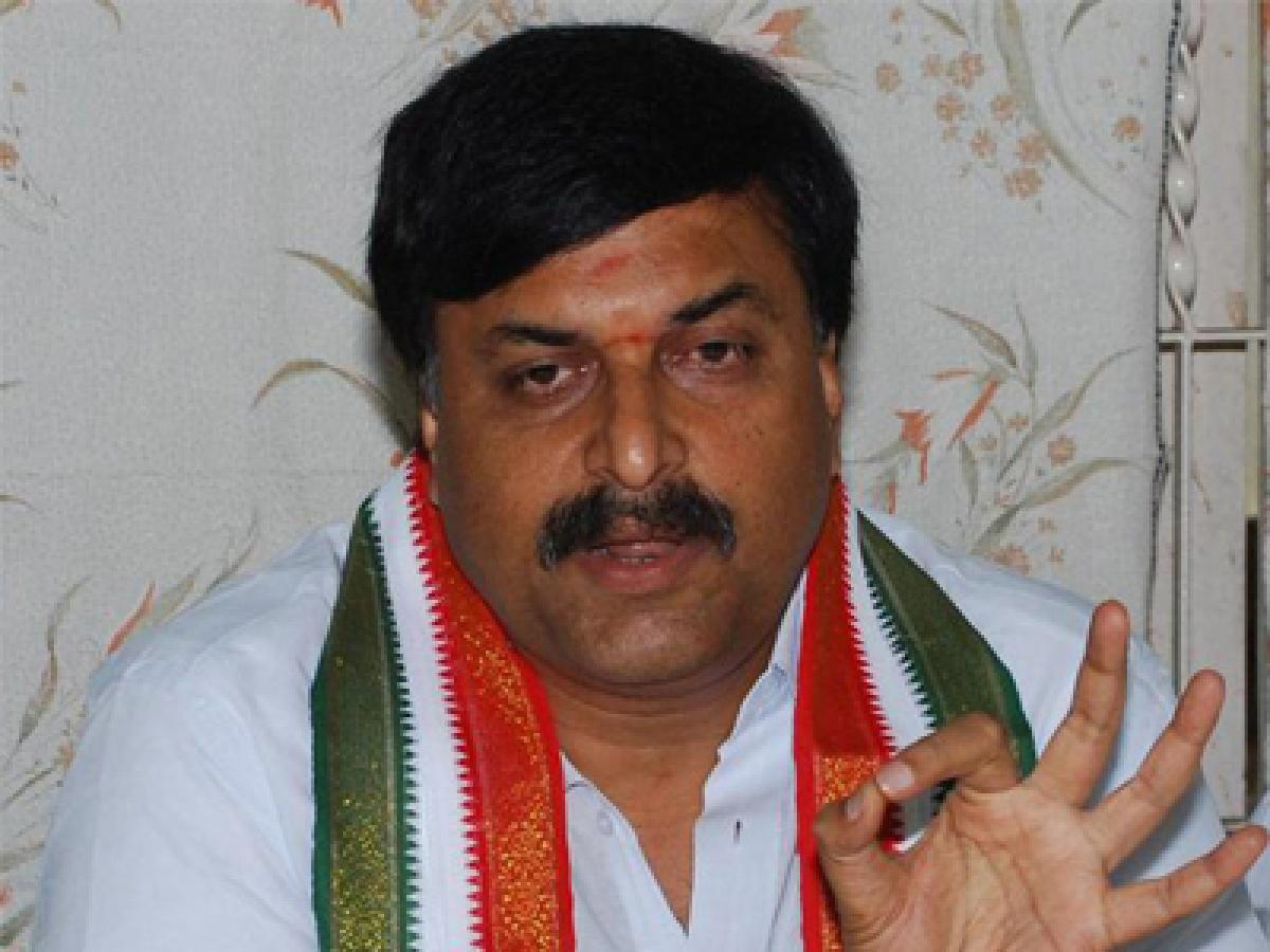 Congress demand all party meet on Irrigation Projects in Telangana